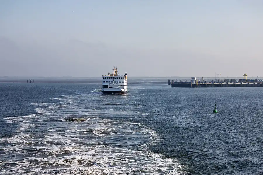 002 | 2024 | Schifffahrt Dagebüll – Amrum | © carsten riede fotografie