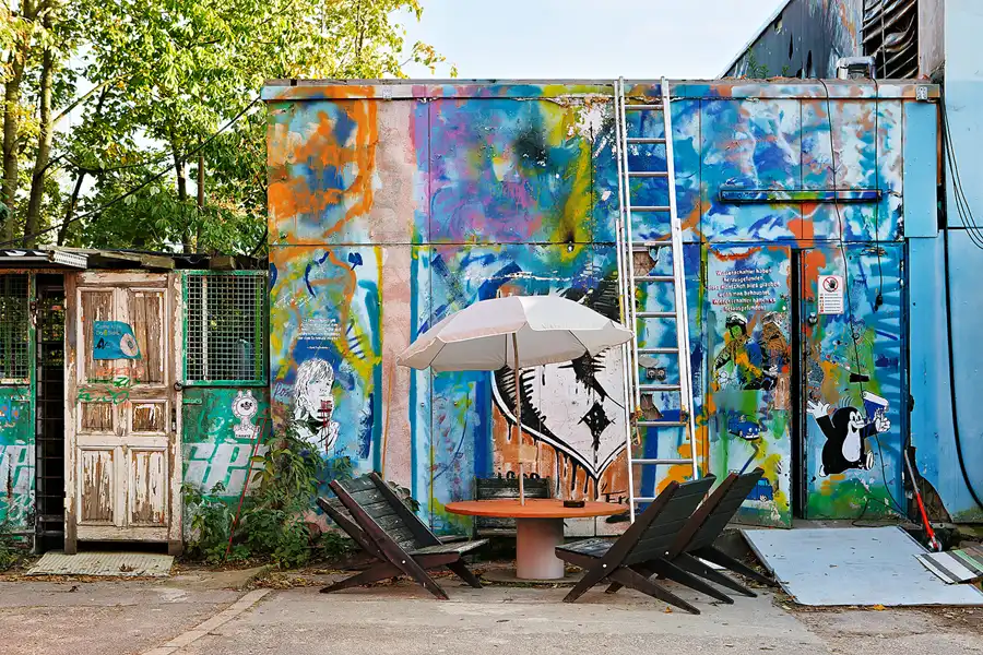 018 | 2024 | Berlin | Field Station Teufelsberg | © carsten riede fotografie