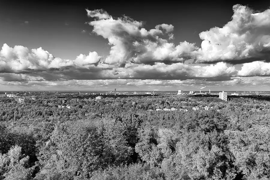 041 | 2024 | Berlin | Field Station Teufelsberg – Blick vom Teufelsberg | © carsten riede fotografie