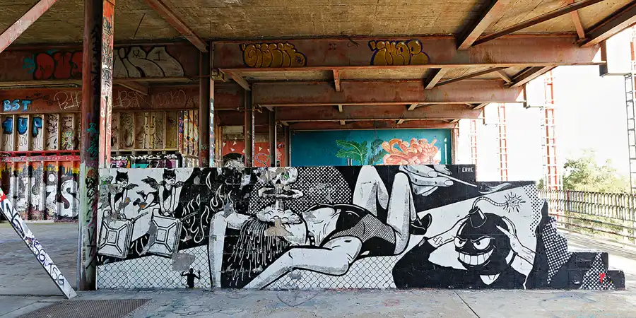 055 | 2024 | Berlin | Field Station Teufelsberg | © carsten riede fotografie