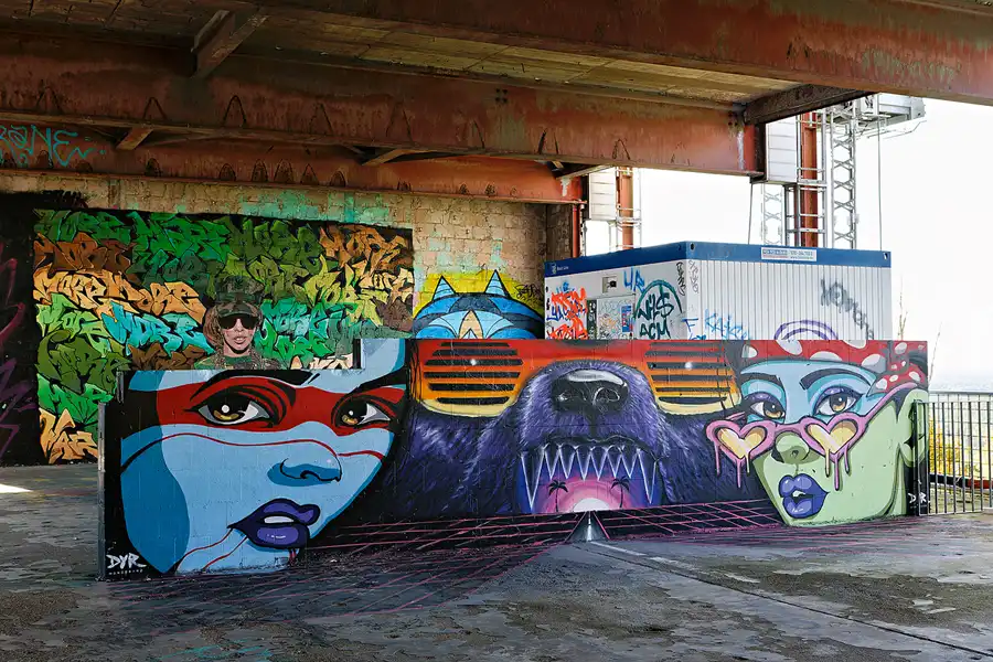 057 | 2024 | Berlin | Field Station Teufelsberg | © carsten riede fotografie