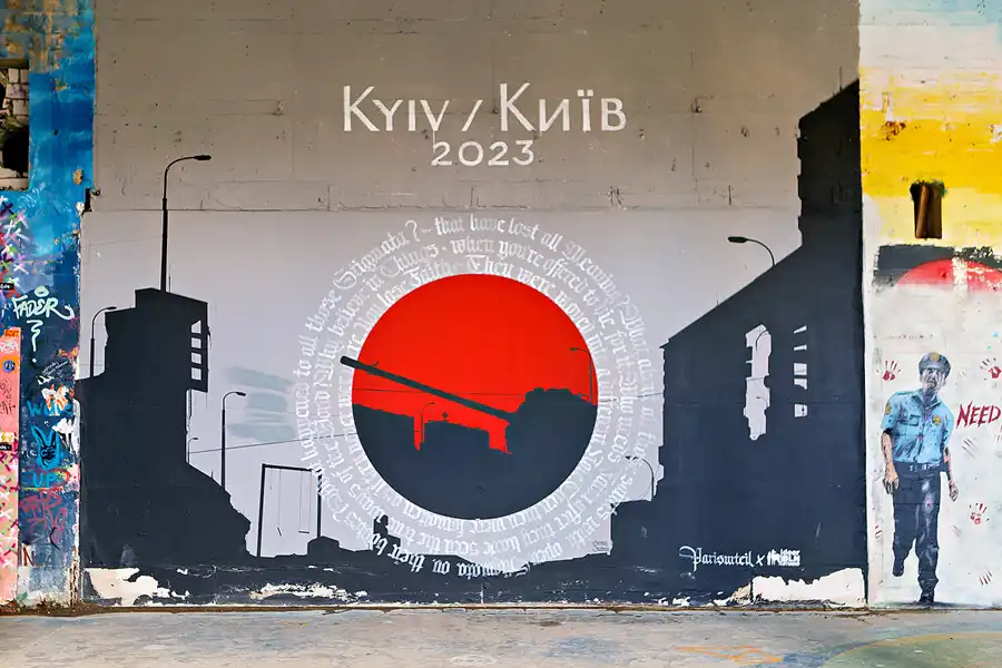 076 | 2024 | Berlin | Field Station Teufelsberg | © carsten riede fotografie