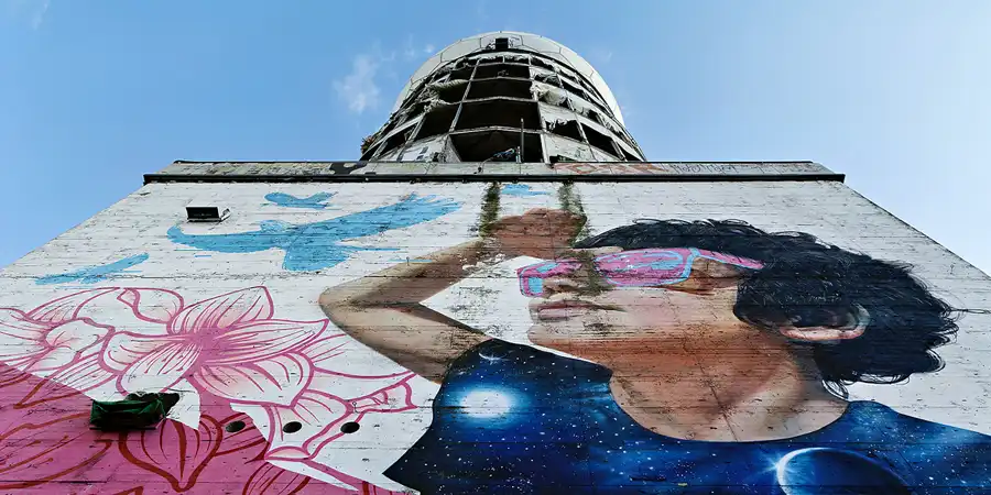 089 | 2024 | Berlin | Field Station Teufelsberg | © carsten riede fotografie