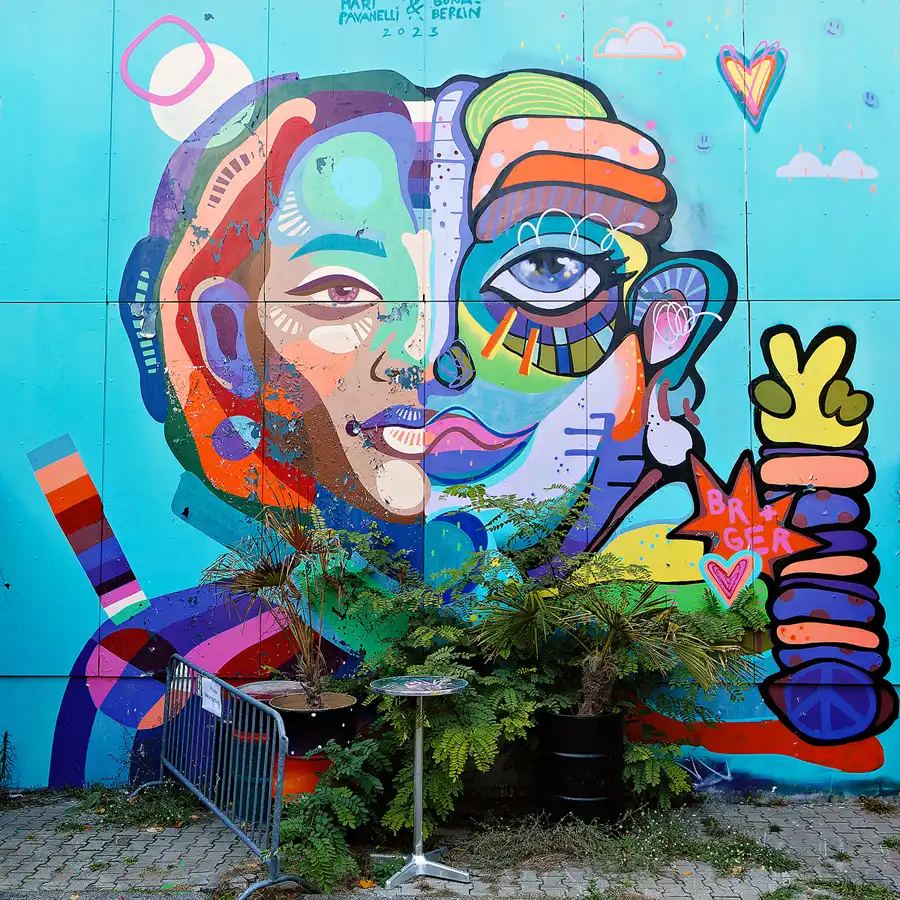 098 | 2024 | Berlin | Field Station Teufelsberg | © carsten riede fotografie