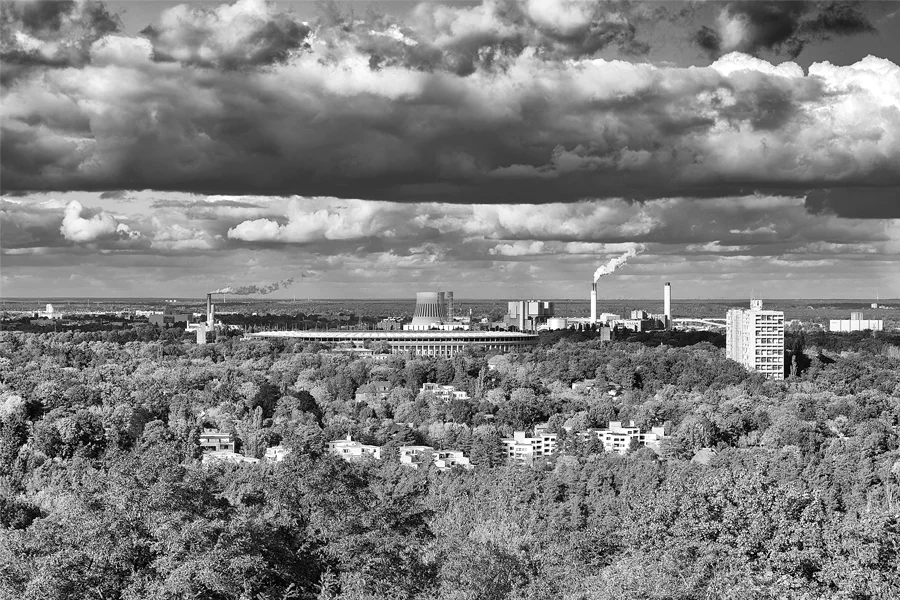 042 | 2024 | Berlin | Field Station Teufelsberg – Blick vom Teufelsberg | © carsten riede fotografie