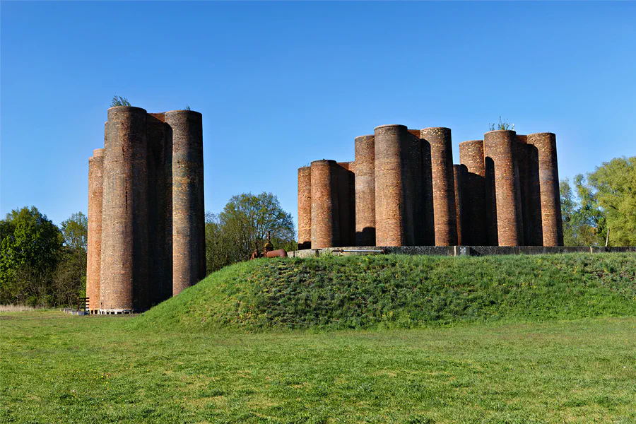017 | 2025 | Lauchhammer | Kokereigelände Biotürme | © carsten riede fotografie