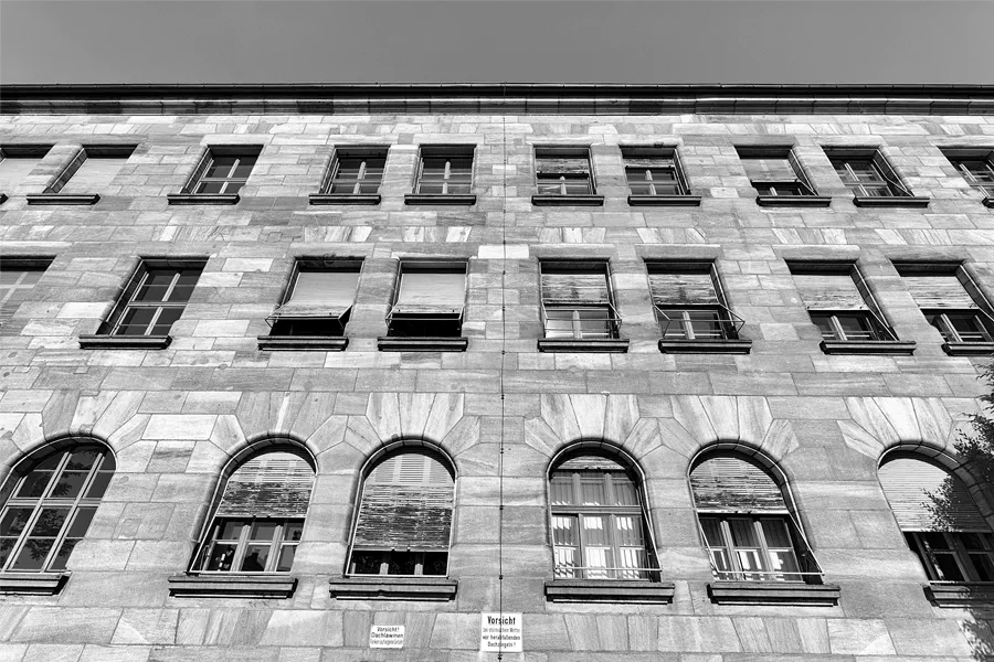 034 | 2025 | Nürnberg | Justizpalast | © carsten riede fotografie