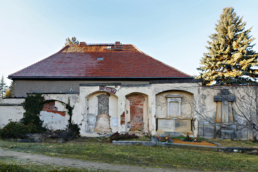 110 | 2025 | Hainewalde | Friedhof Hainewalde | © carsten riede fotografie