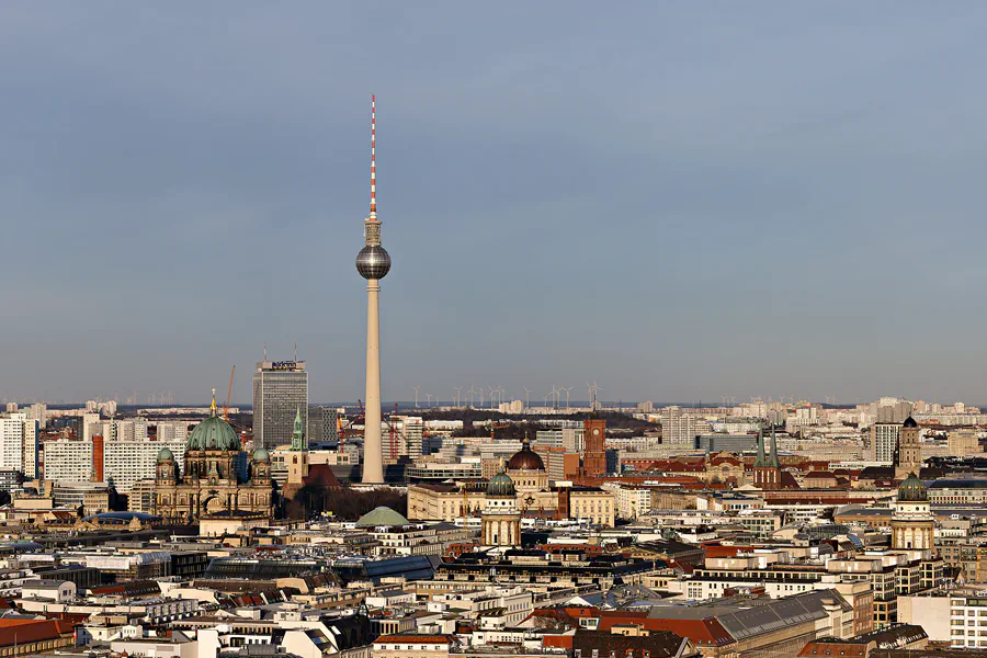 071 | 2025 | Berlin | Blick vom Kollhoff-Tower – Fernsehturm | © carsten riede fotografie