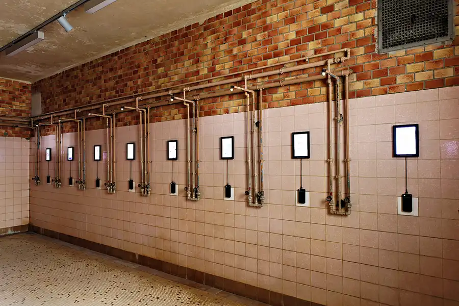 009 | 2025 | Berlin | Stadtbad Lichtenberg – Hubertusbad – The Exhibition Stadtbad Reloaded | © carsten riede fotografie