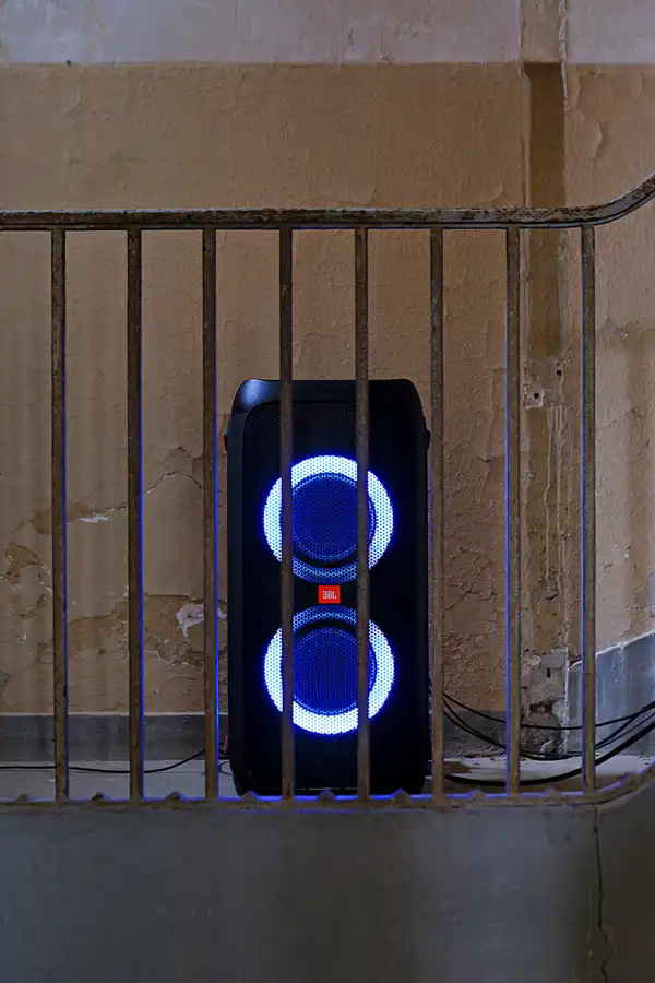 043 | 2025 | Berlin | Stadtbad Lichtenberg – Hubertusbad – The Exhibition Stadtbad Reloaded | © carsten riede fotografie