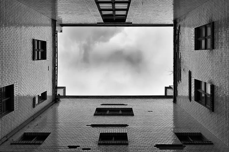 066 | 2025 | Berlin | Stadtbad Lichtenberg – Hubertusbad – The Exhibition Stadtbad Reloaded | © carsten riede fotografie