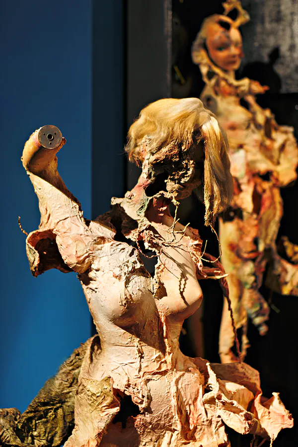 022 | 2025 | Berlin | Sammlung Scharf-Gerstenberg – Ausstellung Böse Blumen | © carsten riede fotografie