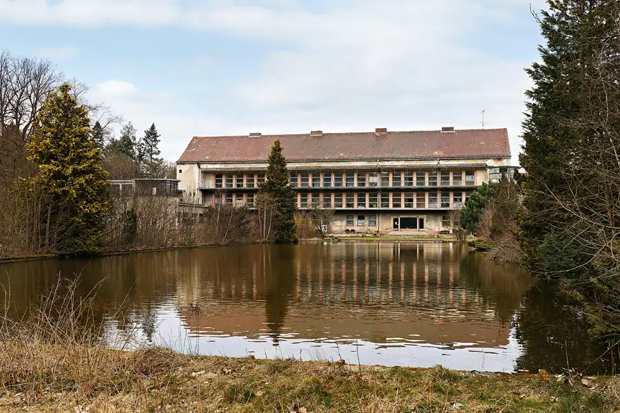 003 | 2025 | Harzgerode | Heilstätte Harzgerode | © carsten riede fotografie