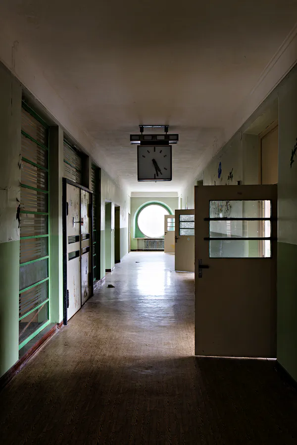 048 | 2025 | Harzgerode | Heilstätte Harzgerode | © carsten riede fotografie