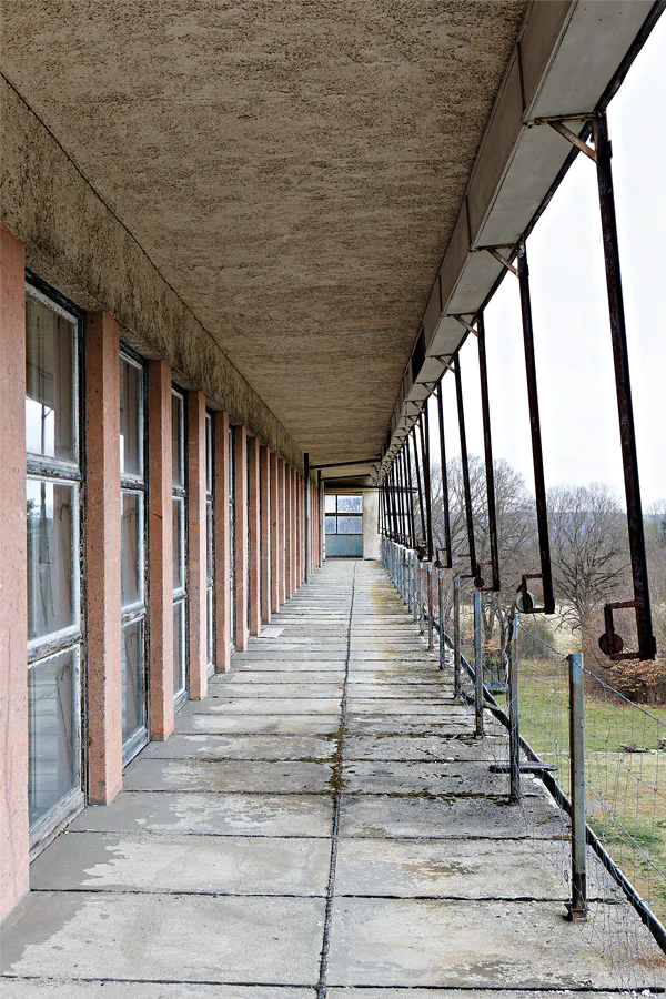 079 | 2025 | Harzgerode | Heilstätte Harzgerode | © carsten riede fotografie