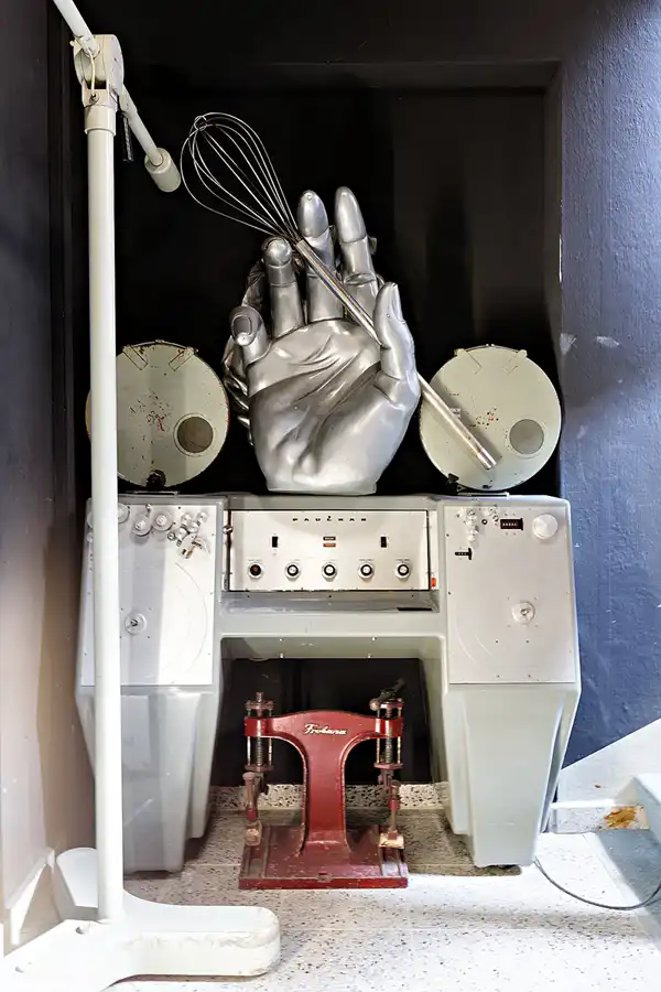 026 | 2025 | Berlin | Designpanoptikum – Surreales Museum für industrielle Objekte | © carsten riede fotografie