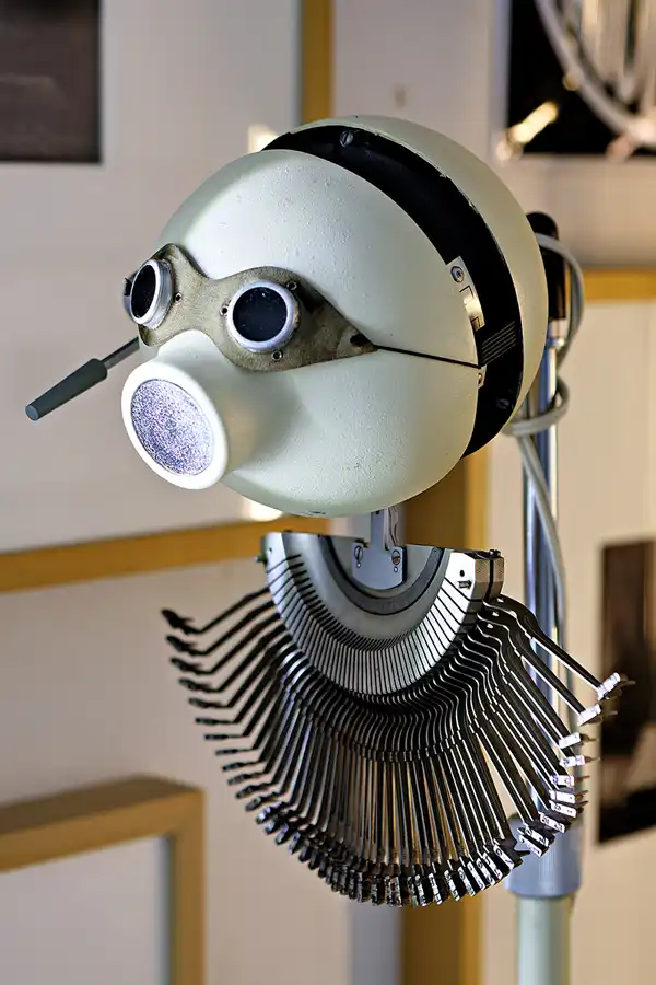 031 | 2025 | Berlin | Designpanoptikum – Surreales Museum für industrielle Objekte | © carsten riede fotografie