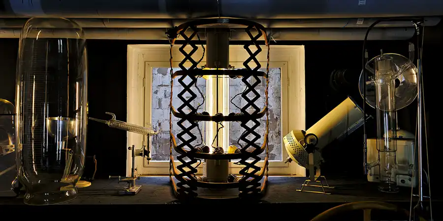 051 | 2025 | Berlin | Designpanoptikum – Surreales Museum für industrielle Objekte | © carsten riede fotografie