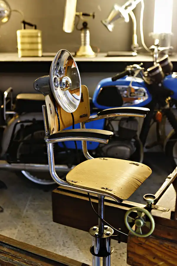 057 | 2025 | Berlin | Designpanoptikum – Surreales Museum für industrielle Objekte | © carsten riede fotografie