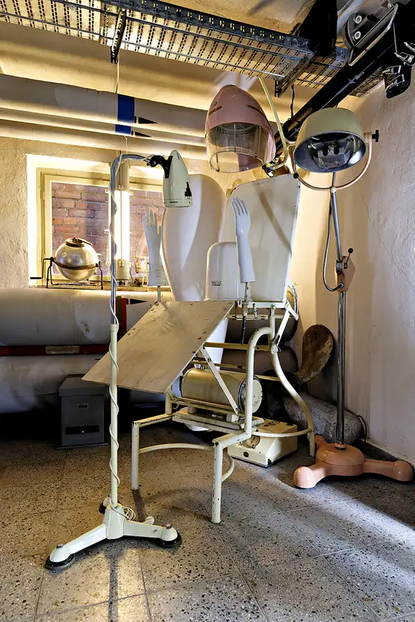 072 | 2025 | Berlin | Designpanoptikum – Surreales Museum für industrielle Objekte | © carsten riede fotografie