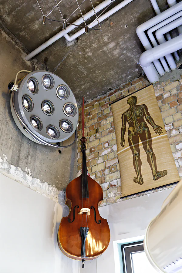 001 | 2025 | Berlin | Designpanoptikum – Surreales Museum für industrielle Objekte | © carsten riede fotografie