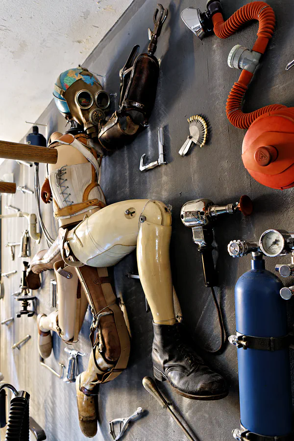 015 | 2025 | Berlin | Designpanoptikum – Surreales Museum für industrielle Objekte | © carsten riede fotografie