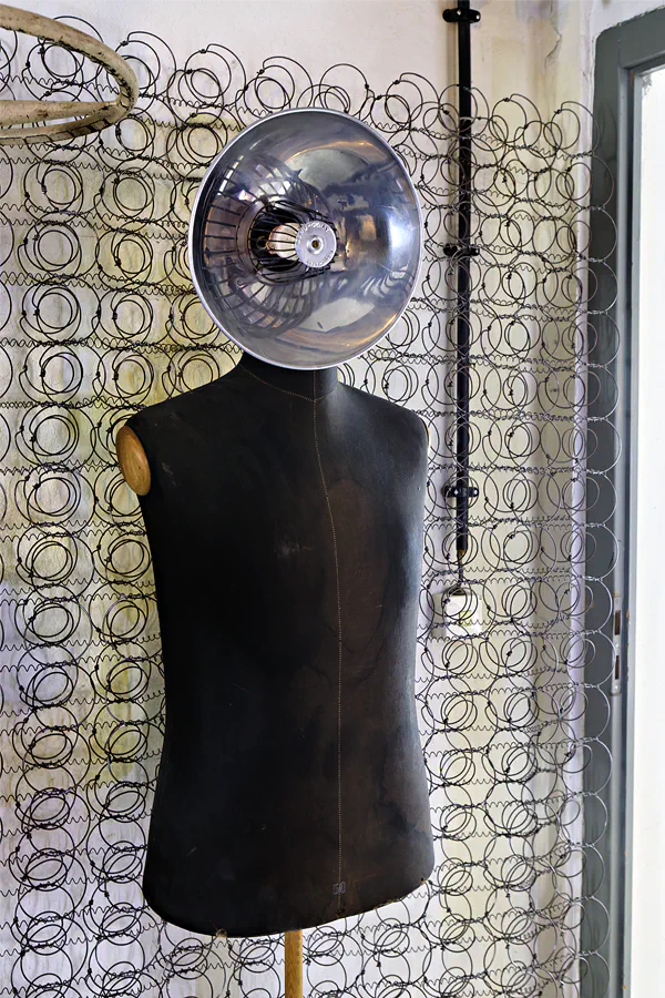 073 | 2025 | Berlin | Designpanoptikum – Surreales Museum für industrielle Objekte | © carsten riede fotografie