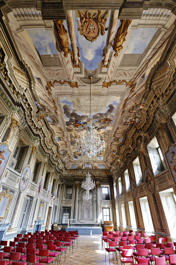 050 | 2025 | Crossen an der Elster | Schloss Crossen | © carsten riede fotografie