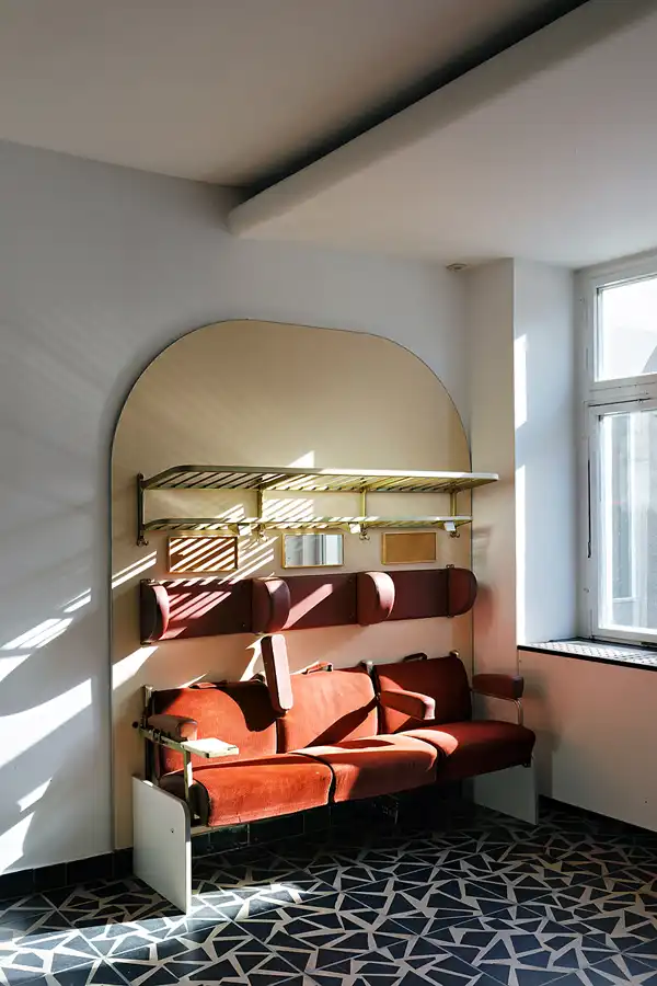 079 | 2025 | Probstzella | Haus des Volkes – Das Bauhaushotel | © carsten riede fotografie