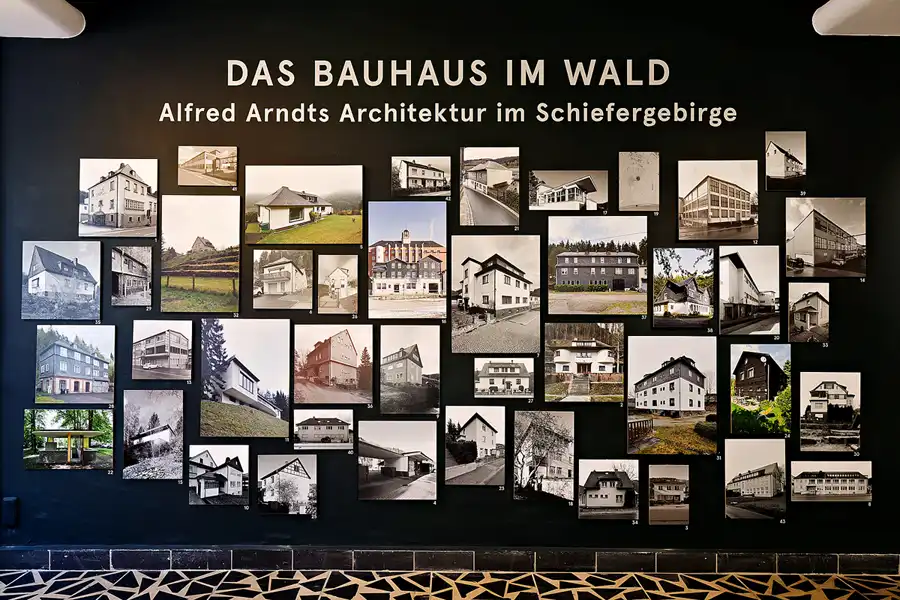 081 | 2025 | Probstzella | Haus des Volkes – Das Bauhaushotel | © carsten riede fotografie