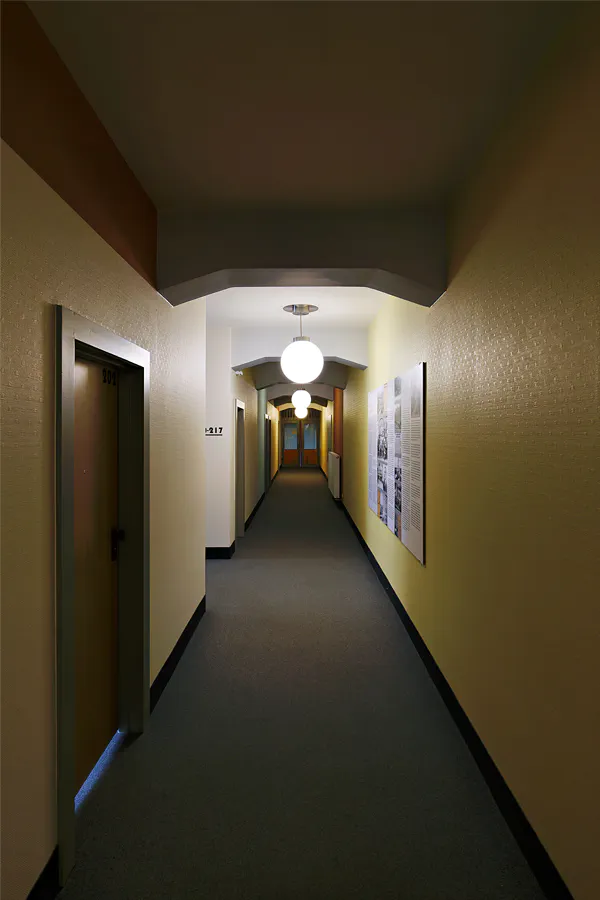 028 | 2025 | Probstzella | Haus des Volkes – Das Bauhaushotel | © carsten riede fotografie