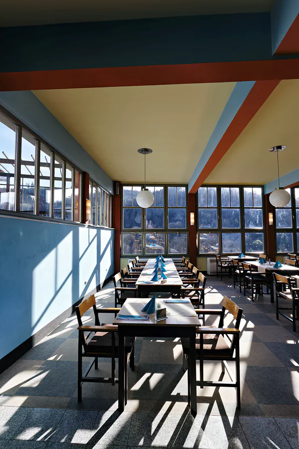 038 | 2025 | Probstzella | Haus des Volkes – Das Bauhaushotel | © carsten riede fotografie