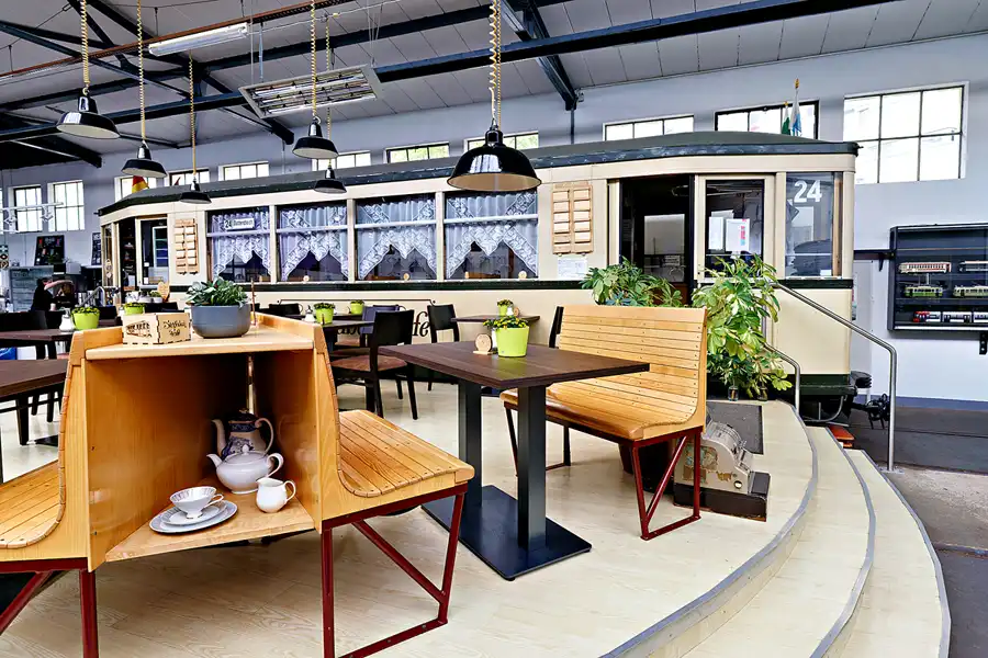 022 | 2025 | Nürnberg | Historisches Straßenbahndepot St. Peter | © carsten riede fotografie