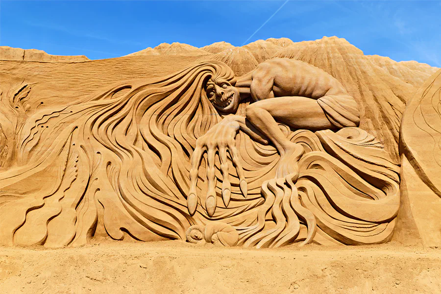 008 | 2025 | Sondervig | Sandskulptur Sondervig | © carsten riede fotografie