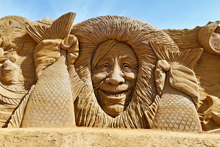 012 | 2025 | Sondervig | Sandskulptur Sondervig | © carsten riede fotografie