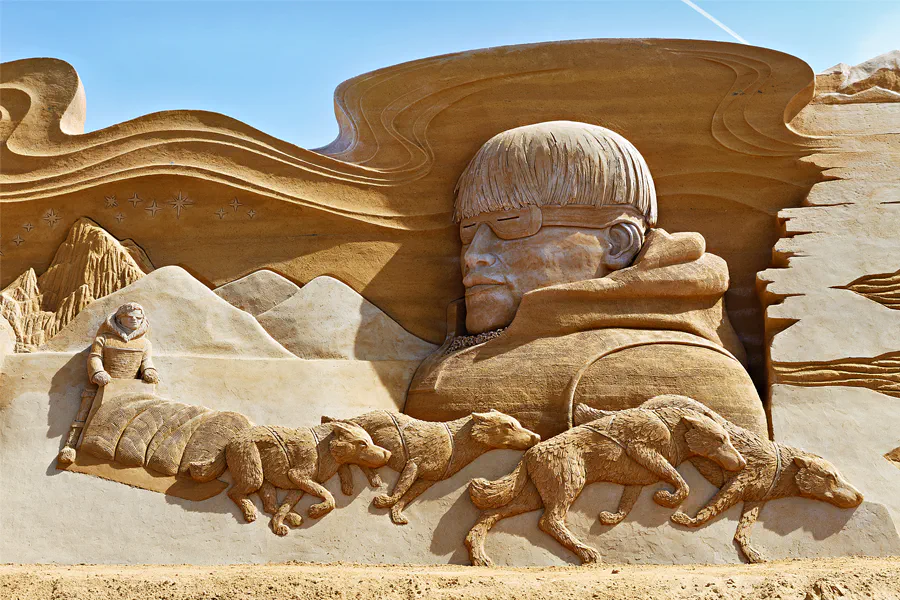 017 | 2025 | Sondervig | Sandskulptur Sondervig | © carsten riede fotografie