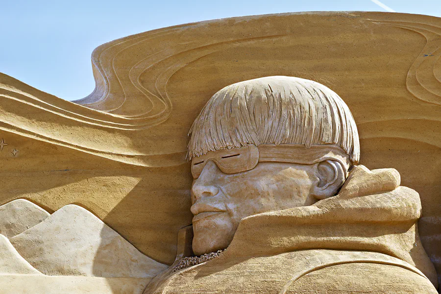 018 | 2025 | Sondervig | Sandskulptur Sondervig | © carsten riede fotografie