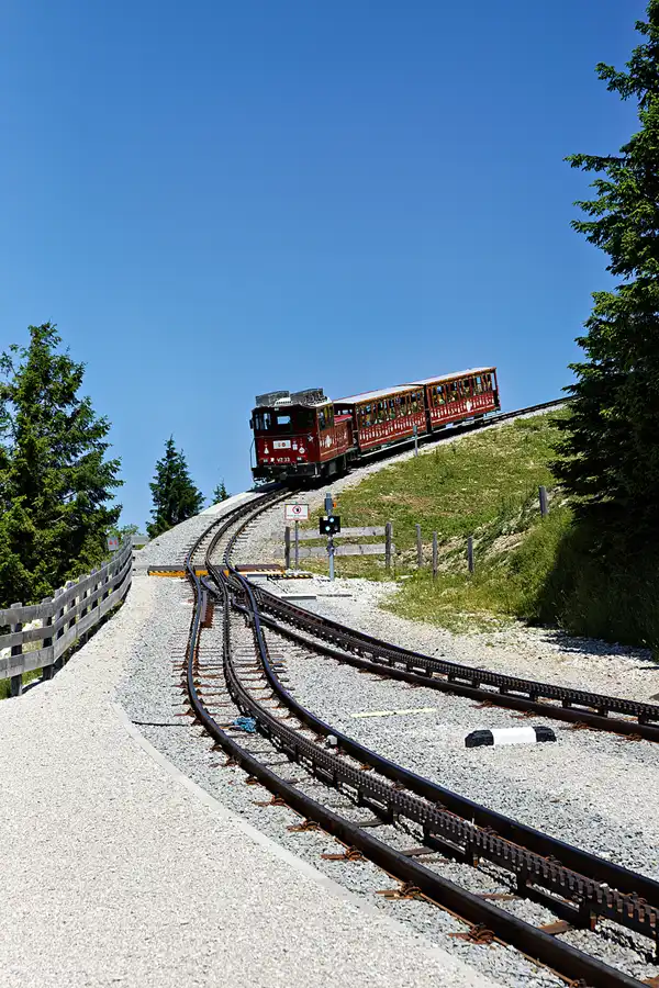 012 | 2025 | SchafbergBahn | © carsten riede fotografie
