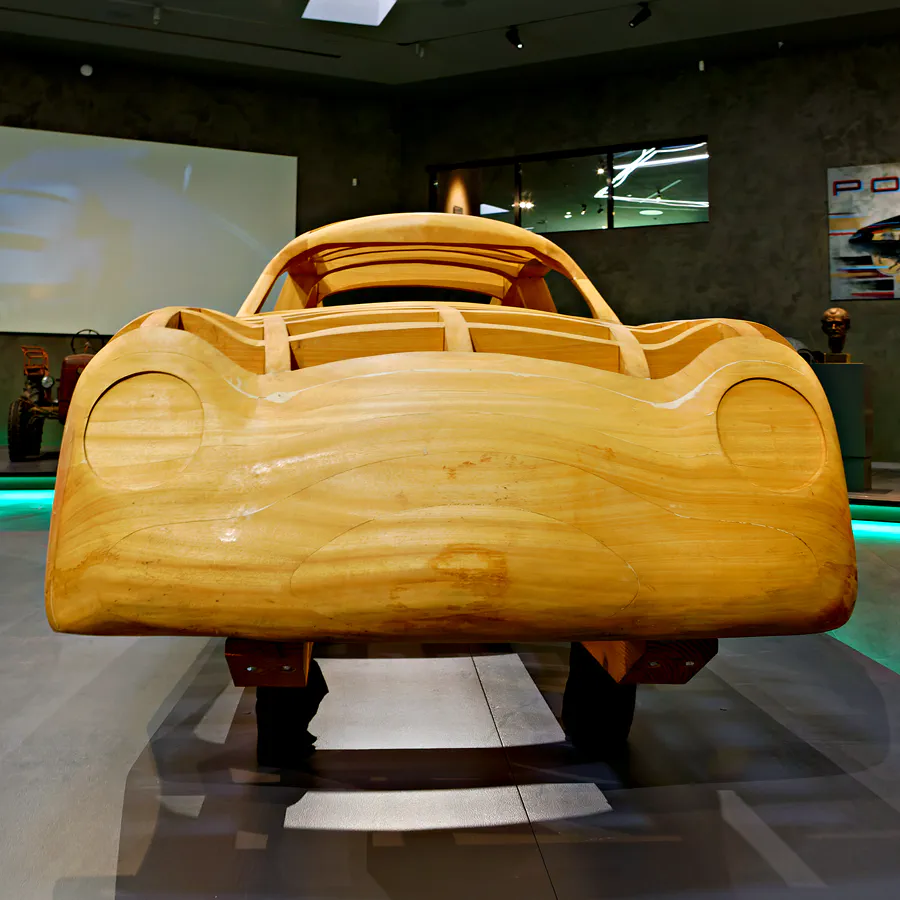 006 | 2025 | Anger | Hans-Peter Porsche Traumwerk | © carsten riede fotografie