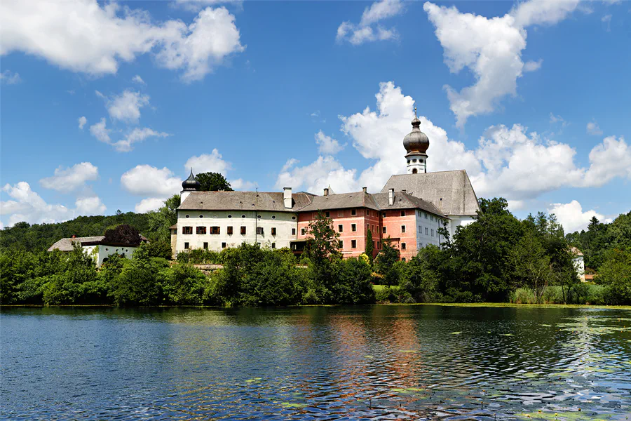 041 | 2025 | Anger | Kloster Höglwörth | © carsten riede fotografie