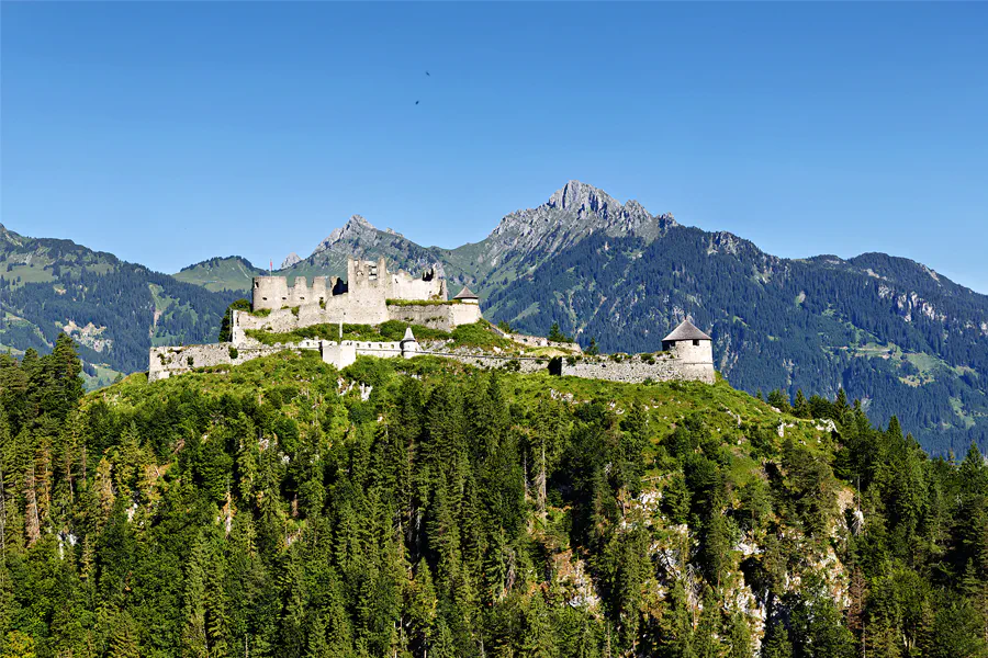 021 | 2025 | Reutte | Burgruine Ehrenberg | © carsten riede fotografie