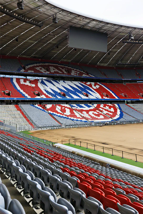 013 | 2025 | München | Allianz Arena – Arena Tour – FC Bayern München | © carsten riede fotografie