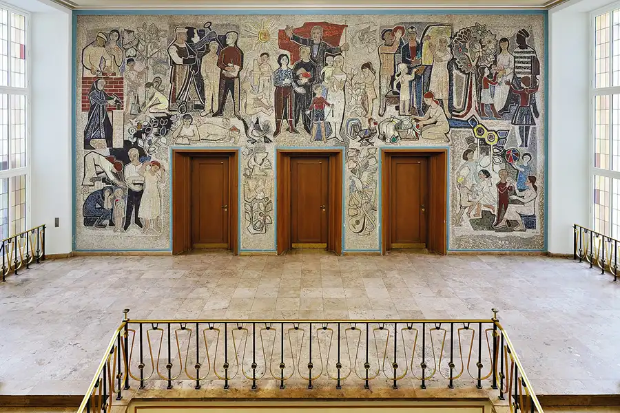 005 | 2025 | Eisenhüttenstadt | Rathaus | © carsten riede fotografie