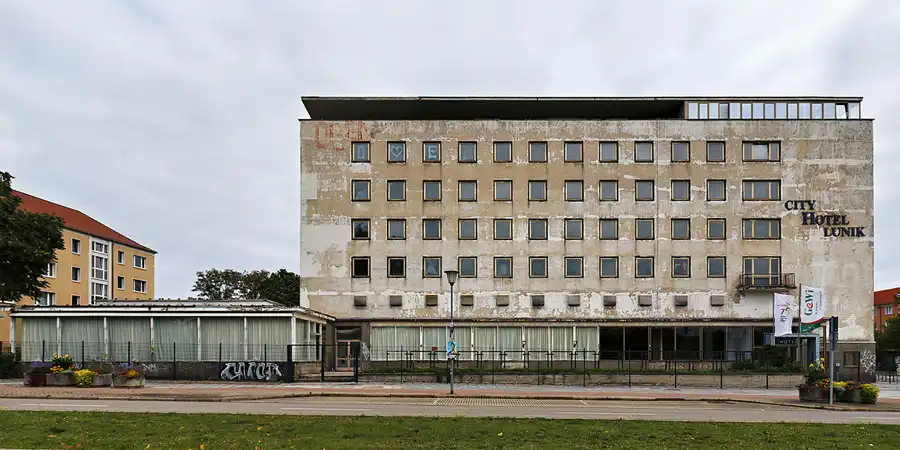 023 | 2025 | Eisenhüttenstadt | City Hotel Lunik | © carsten riede fotografie