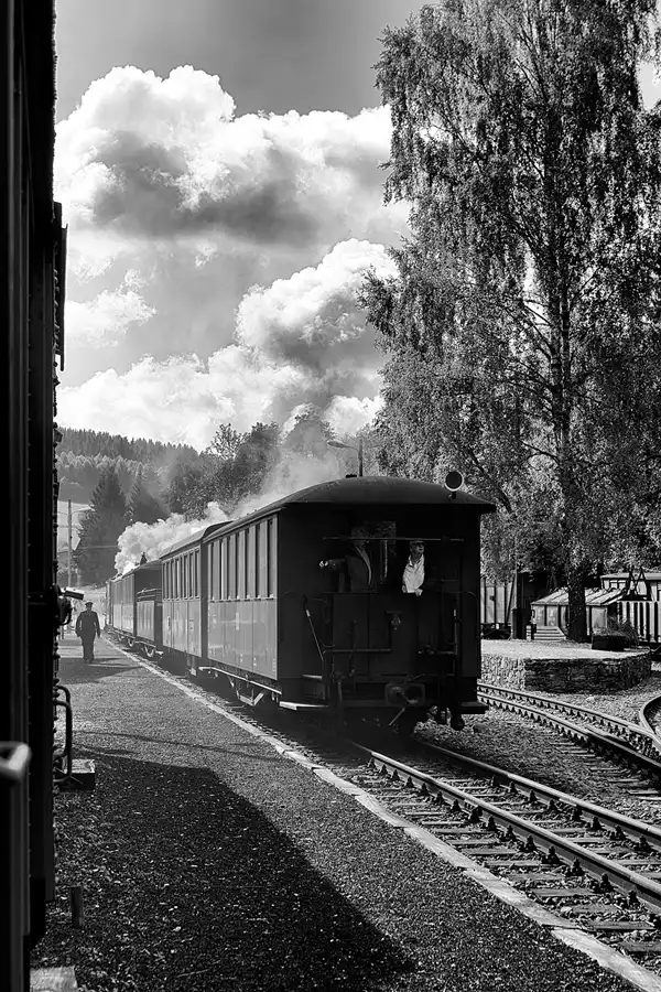 098 | 2025 | Schlössel | Bahnhof – Pressnitztalbahn | © carsten riede fotografie