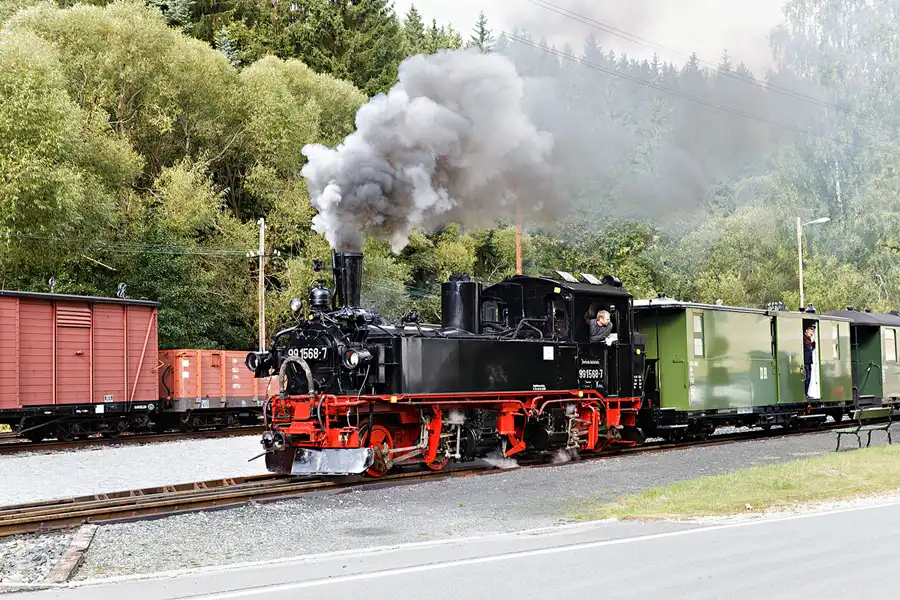 099 | 2025 | Schlössel | Bahnhof – Pressnitztalbahn | © carsten riede fotografie