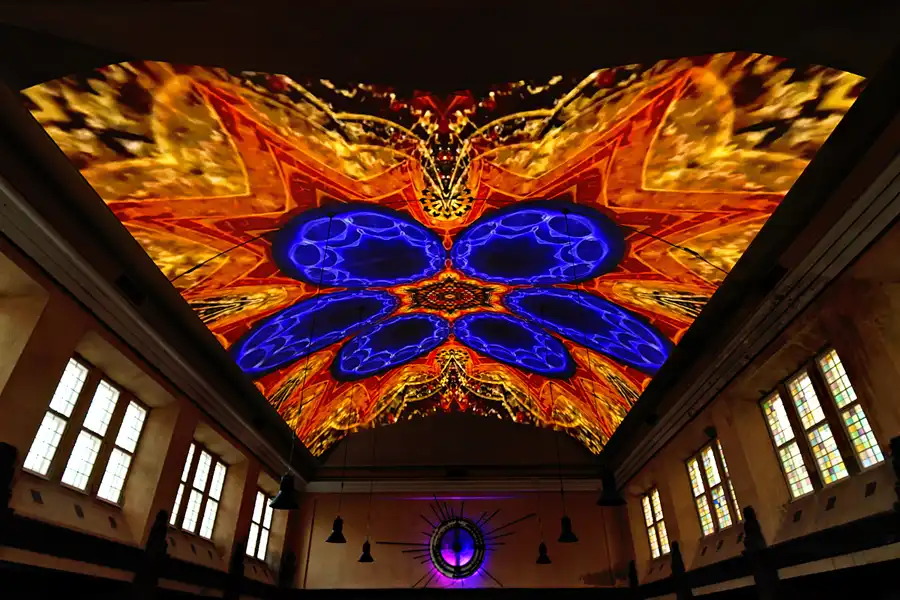 033 | 2025 | Berlin | Stadtbad Lichtenberg – Hubertusbad – The Exhibition Stadtbad Reloaded Beyond | © carsten riede fotografie