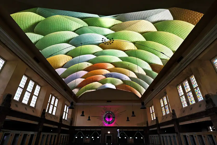 037 | 2025 | Berlin | Stadtbad Lichtenberg – Hubertusbad – The Exhibition Stadtbad Reloaded Beyond | © carsten riede fotografie