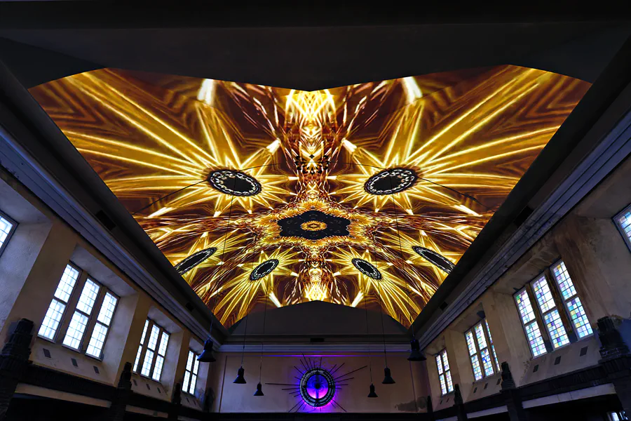 030 | 2025 | Berlin | Stadtbad Lichtenberg – Hubertusbad – The Exhibition Stadtbad Reloaded Beyond | © carsten riede fotografie